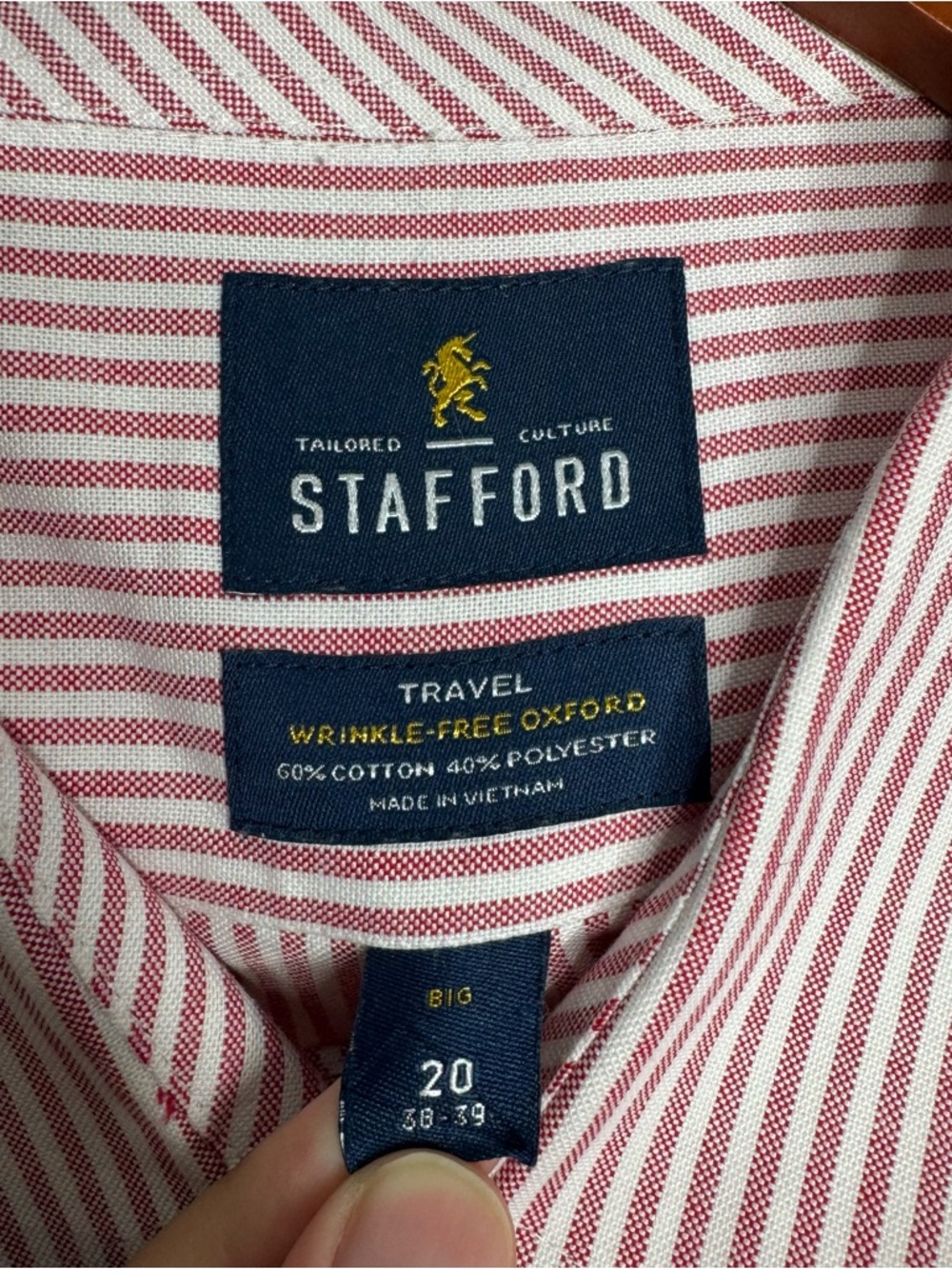Stafford Tailored Culture Travel Wrinkle-Free Oxford Button-Down Shirt - Picture 3 of 3